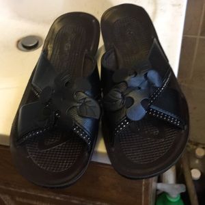 Golden road shoes